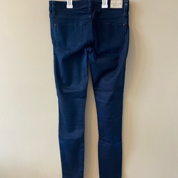 ⭐️2 FOR $20⭐️ Sinclair dark wash skinny jeans -27 - Picture 11 of 12